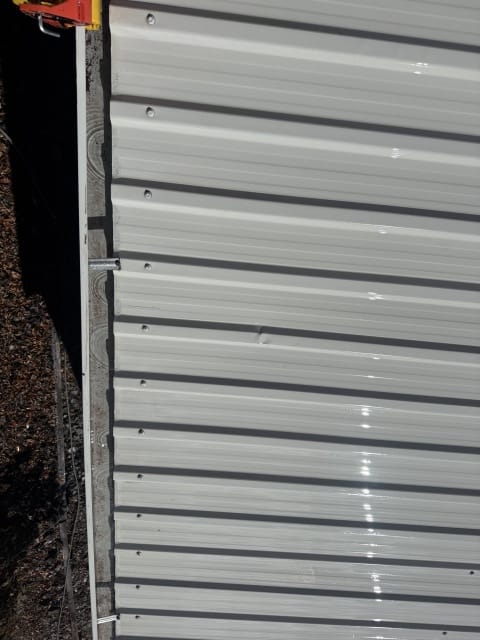 gutter-cleaning3 gutter-cleaning3